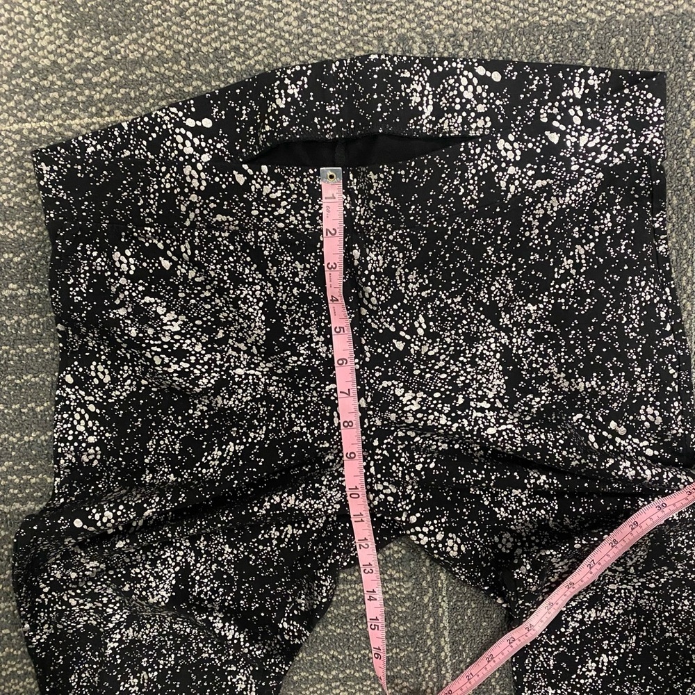 Torrid Premium Legging - Metallic Splatter Black Size 3 - Picture 8 of 11
